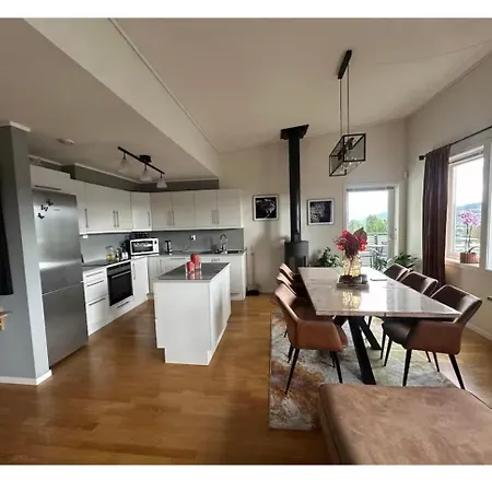 Moderne Familie Hus درامن